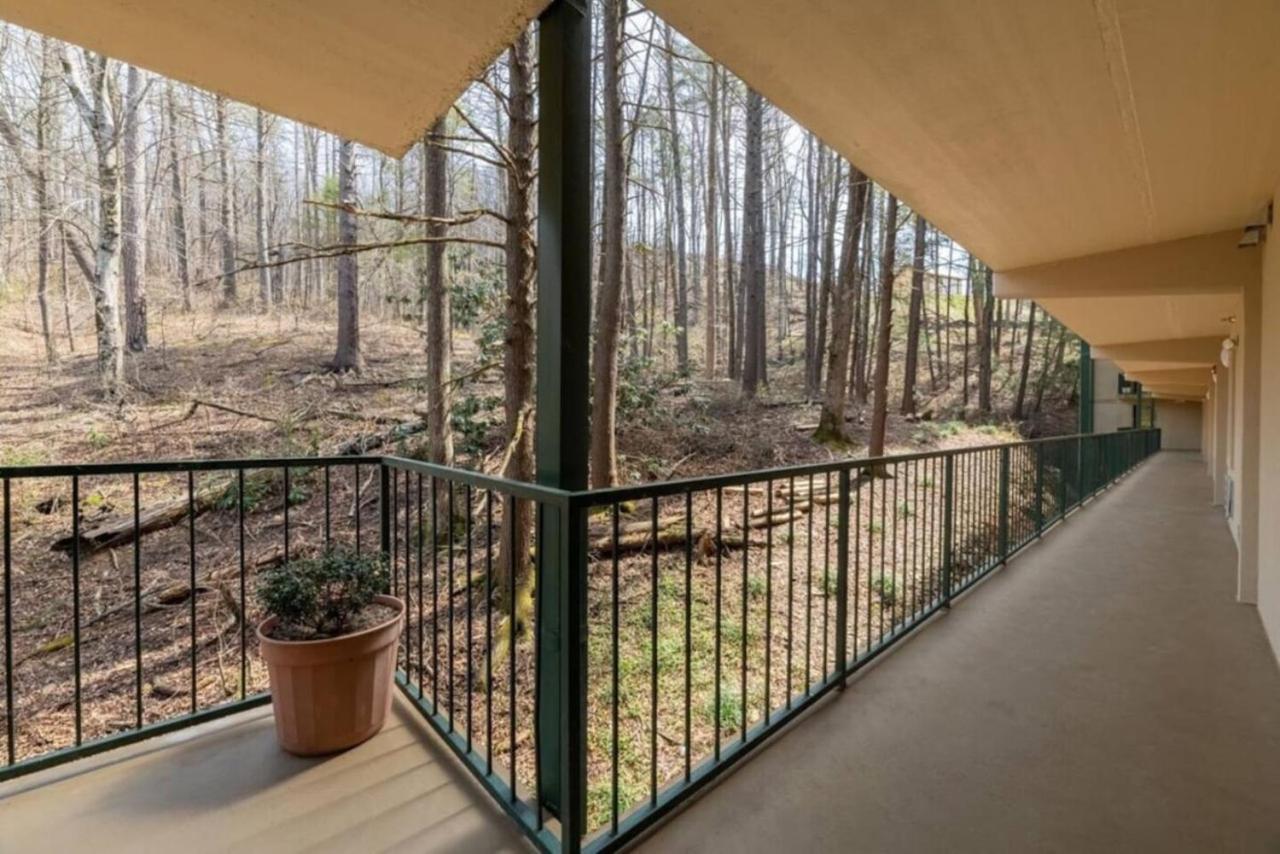 Gt307 Romantic Condo Downtown Gatlinburg & Pool Exterior photo